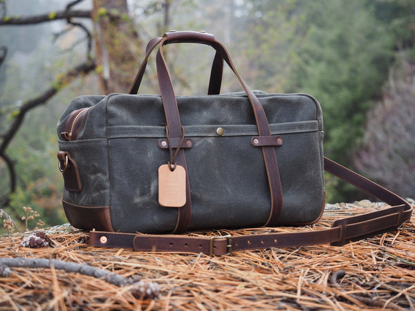 20" Weekender Duffle in Heavy Olive Waxed Canvas/Urban Brown Phoenix