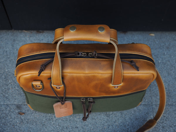 Executive Small Briefcase in Olive Selvedge/Harvest Horween Chromexcel