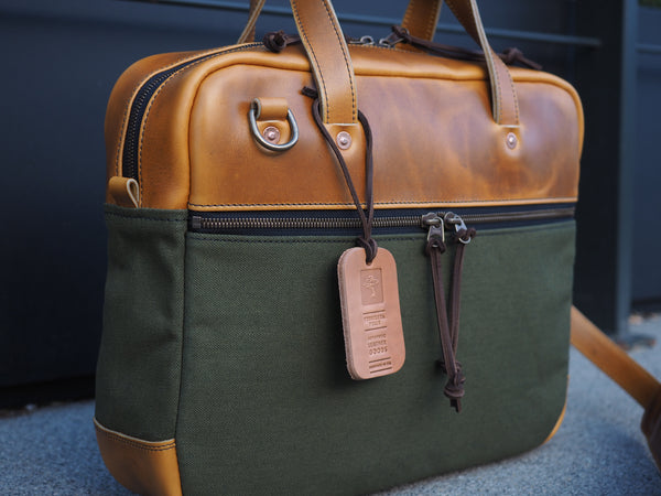 Executive Small Briefcase in Olive Selvedge/Harvest Horween Chromexcel