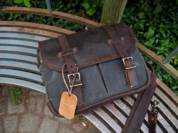 Field Bag in 37oz Heavy Olive Waxed Canvas/Snuff Mohawk Leather