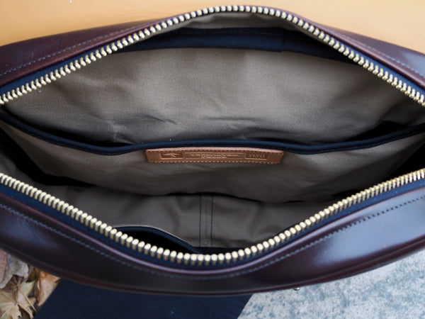 Field Bag in Brown Chromexcel Horsehide/Black Chromexcel