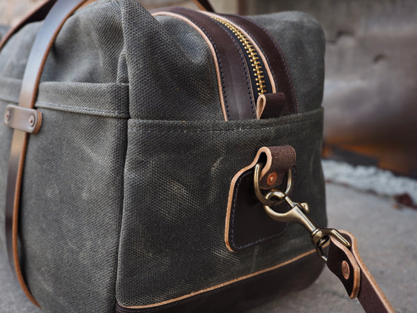 20" Weekender Duffle in Heavy Olive Waxed Canvas/Sedgwick Bridle