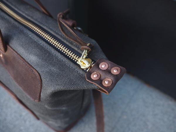 Day Bag in 37oz Heavy Olive Canvas/Snuff Mohawk